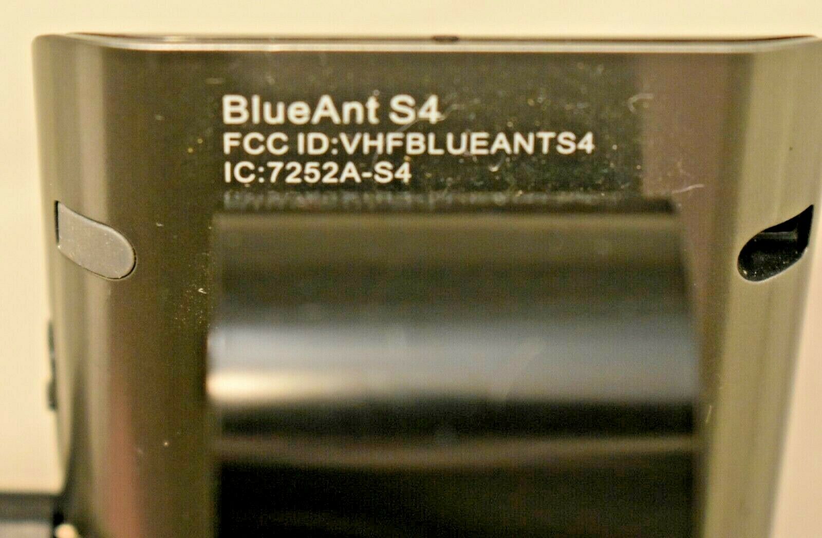 BlueAnt S4 Handsfree Voice Controlled Car Bluetooth With Charger Clip-on - Fresh Stock Dated January 2026