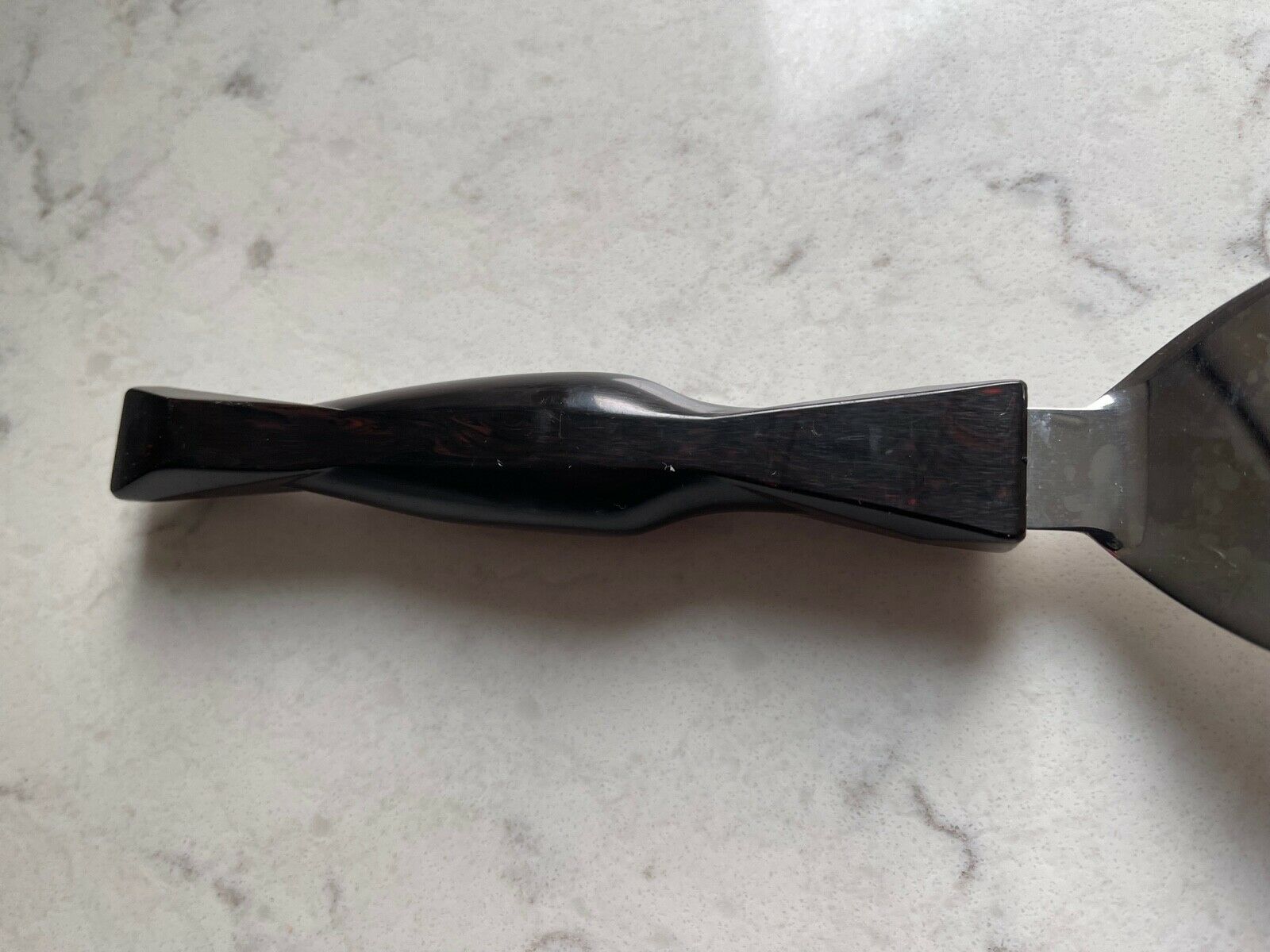 GENUINE CUTCO MADE IN USA PIE CAKE SLICER SERVER #1754 KA BROWN GRAIN HANDLE VG - Fresh Stock Dated January 2026