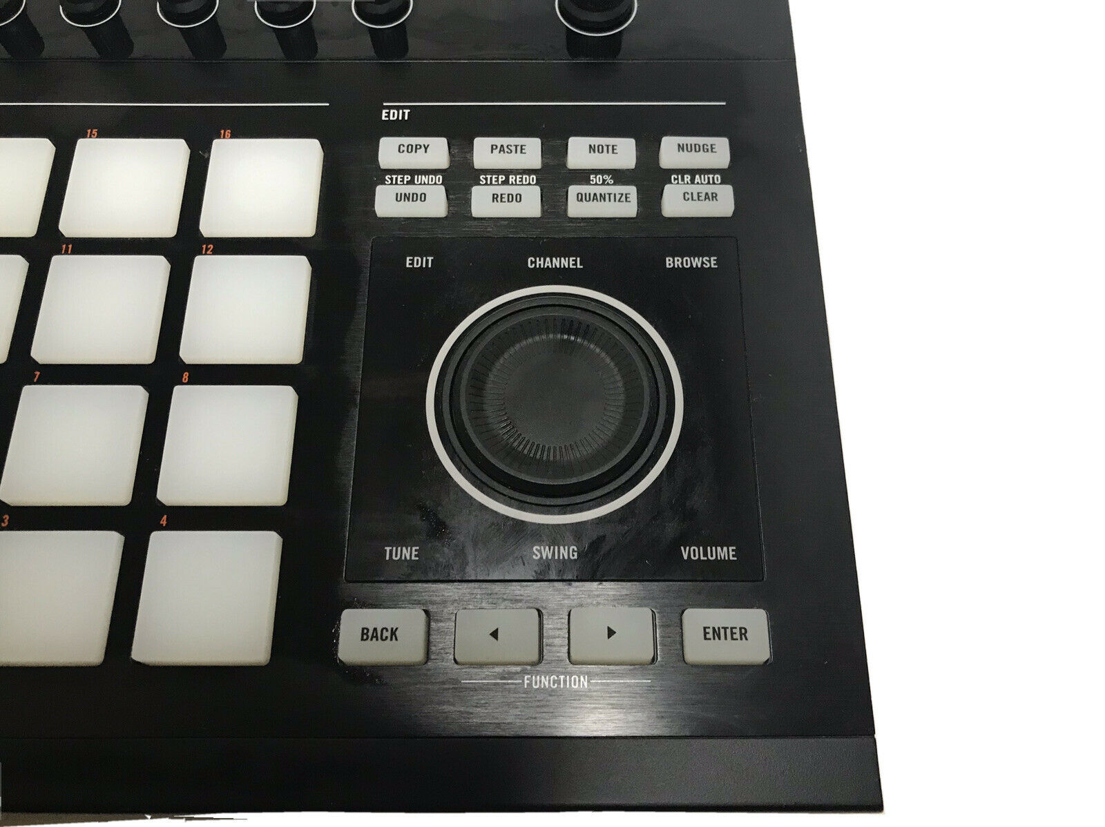 Native Instruments Maschine Studio Black Ver.2 W/ Komplete Selection - Fresh Stock Dated December 2025
