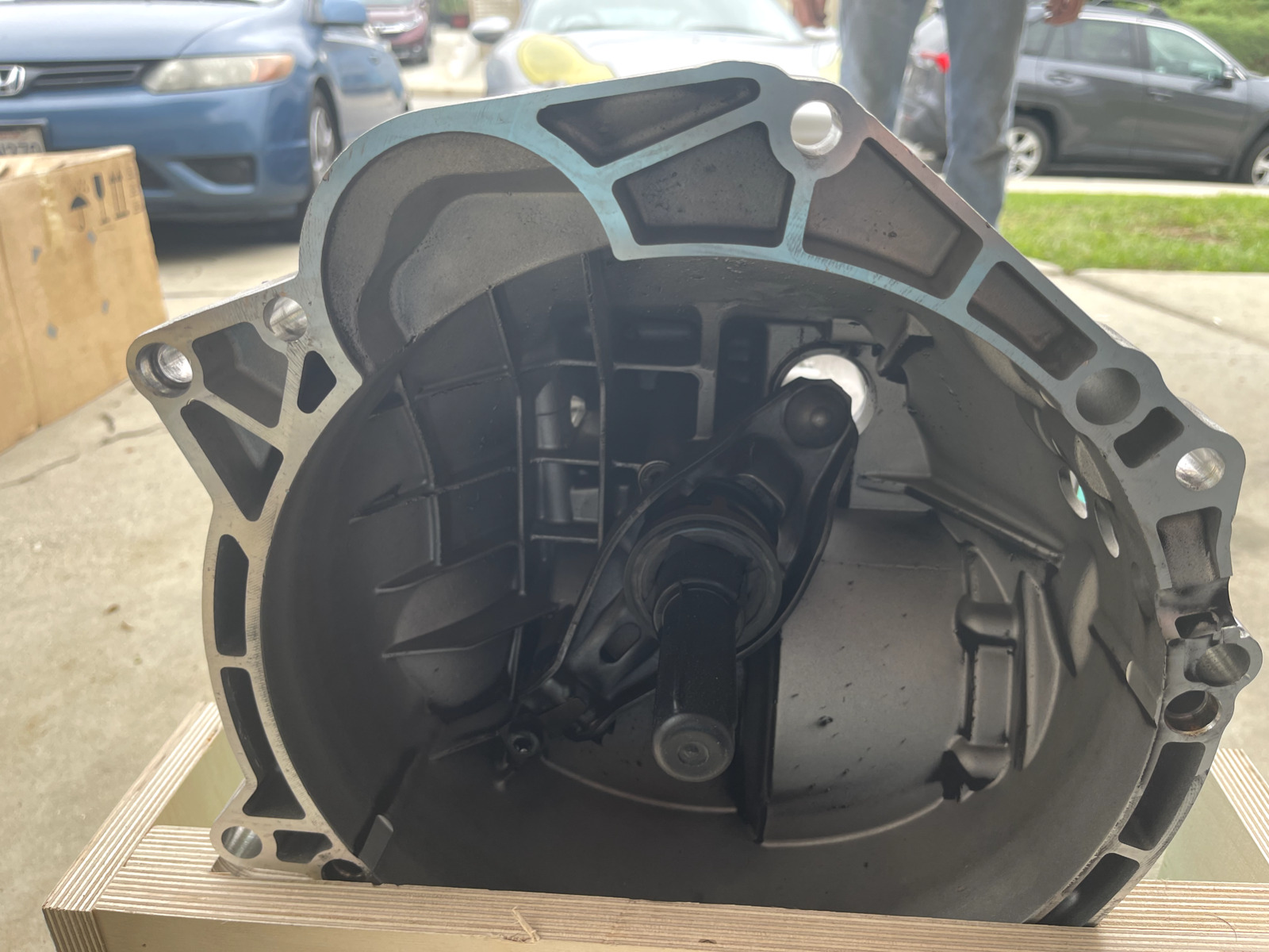 Porsche GT4 981 transmission 6 speed LSD 5K miles - Fresh Stock Dated December 2025