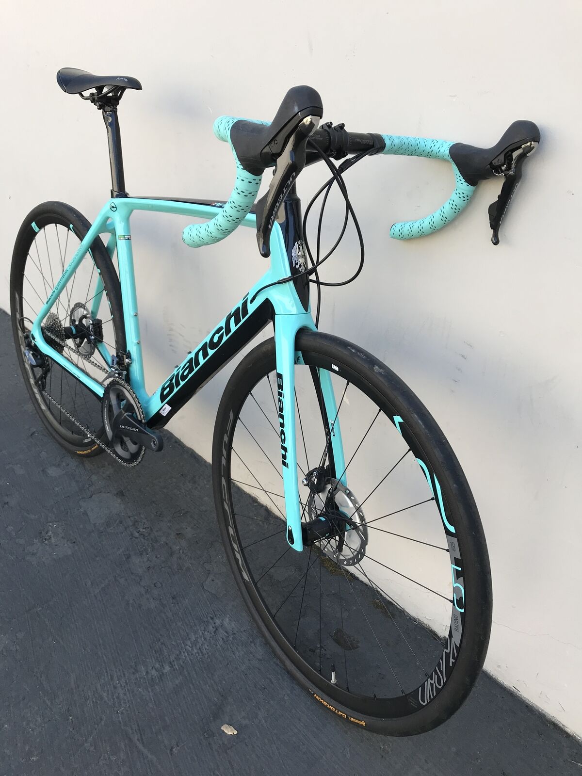 2020 Bianchi Infinito CV Disc Ultegra, Size 57 cm, Very Good - INV-76764 - Fresh Stock Dated December 2025