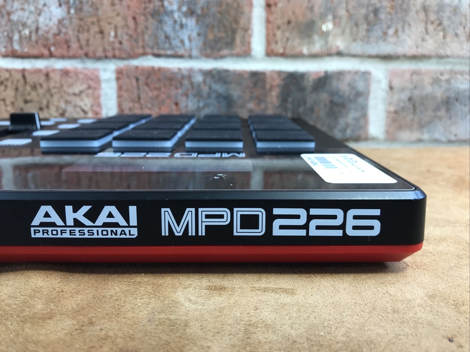 Akai professional mpd226 - Fresh Stock Dated December 2025