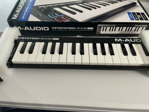 M Audio Keystation Mini 32 MK3, Ultra Portable Mini USB MIDI Controller - Fresh Stock Dated December 2025