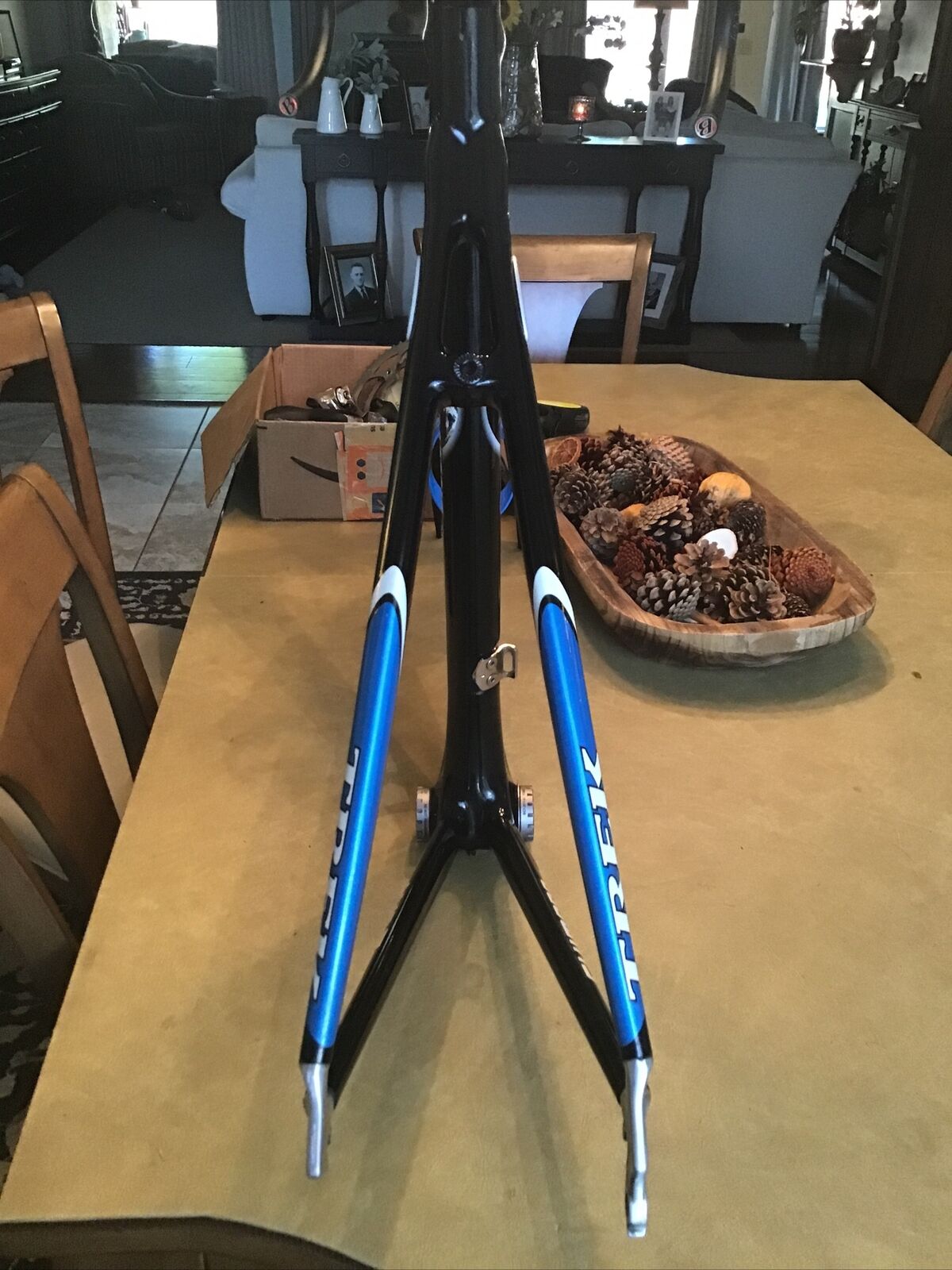 2007 Trek Madone 5.2 58cm Carbon Fiber Frame Set - Awesome Condition - Fresh Stock Dated December 2025