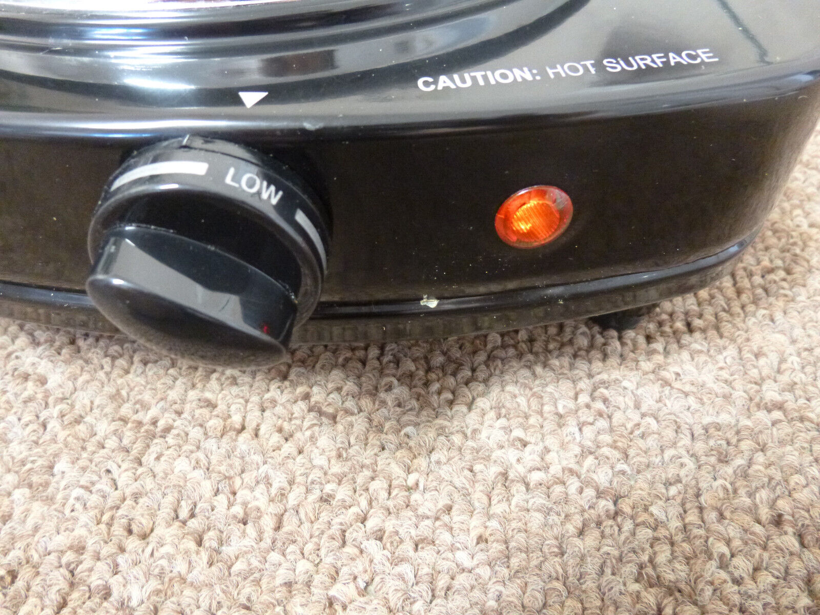 Oster CKSTSB100-B Single Burner With Adjustable Temperature 900W - Fresh Stock Dated February 2026