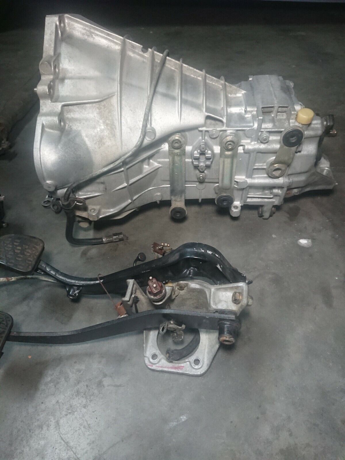 1984 Mercedes 190D,190E W201 Manual Trans. 5 speed 717.411 Complete Swap Kit. - Fresh Stock Dated December 2025