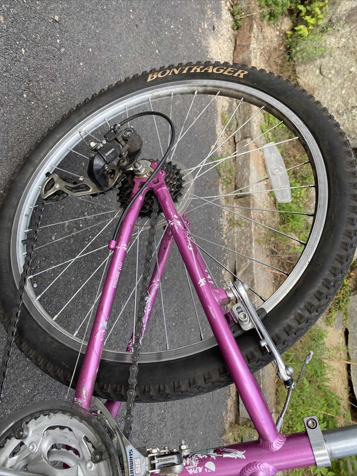 Girls or Womens 24” Trek MT220 Mountain bike Local Pickup Only - Fresh Stock Dated January 2026