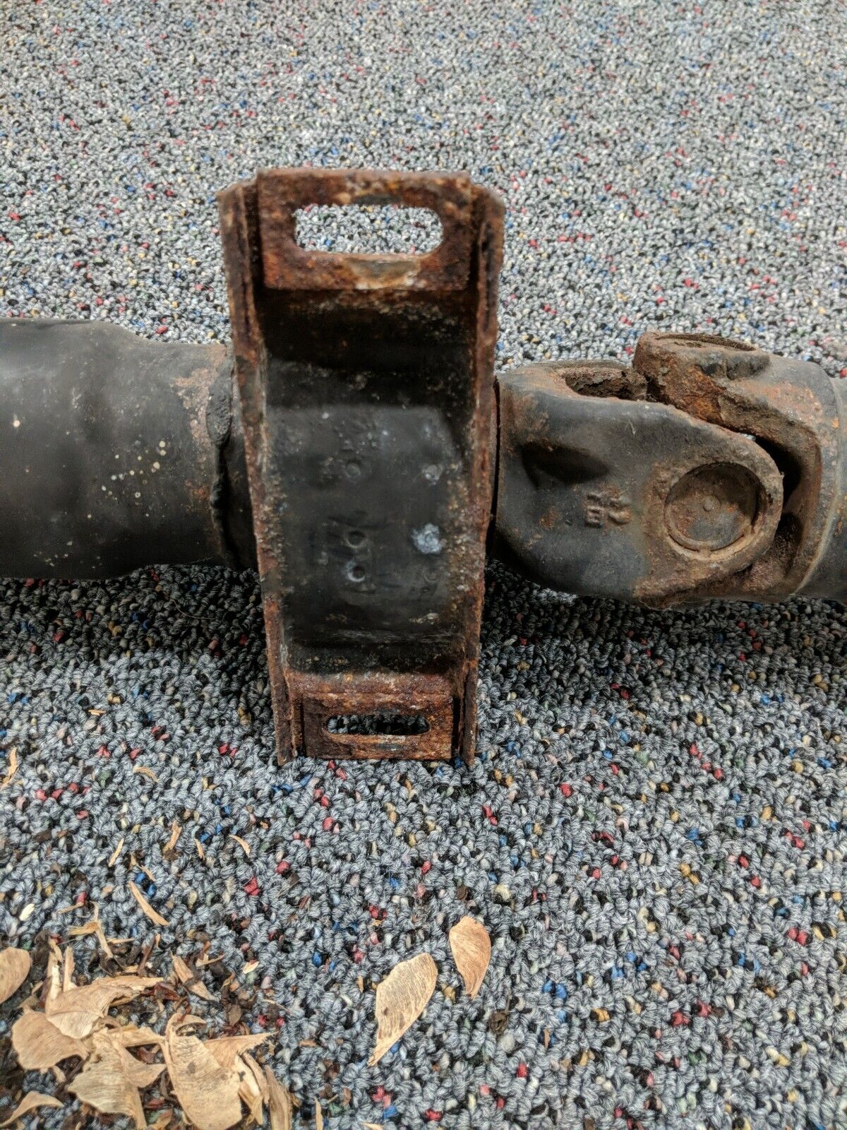 BMW E34 525i 5 speed manual transmission ZF Gearbox driveshaft - Fresh Stock Dated January 2026