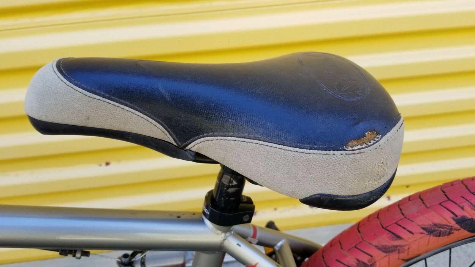 2013 Kink Curb BMX - Fresh Stock Dated December 2025