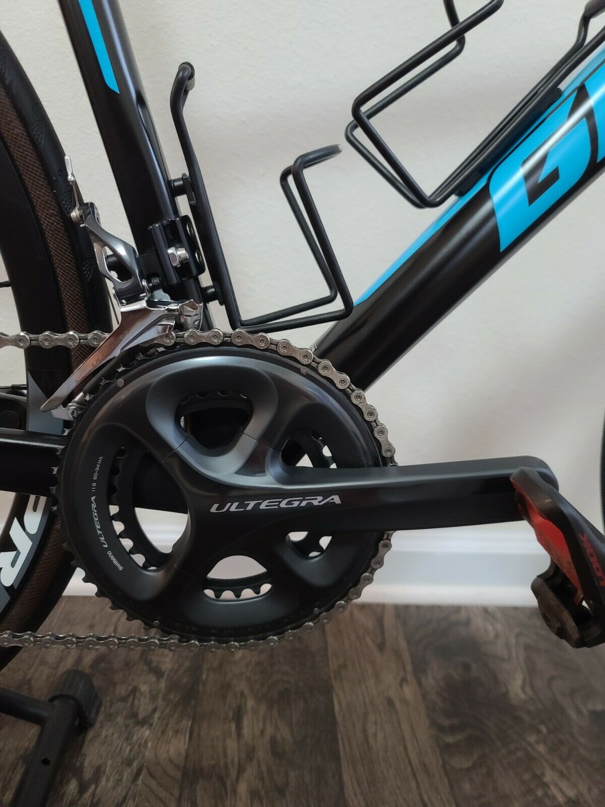 Giant Defy Advanced, Full Ultegra, Full Carbon Frame, Pristine Condition, M/L - Fresh Stock Dated December 2025