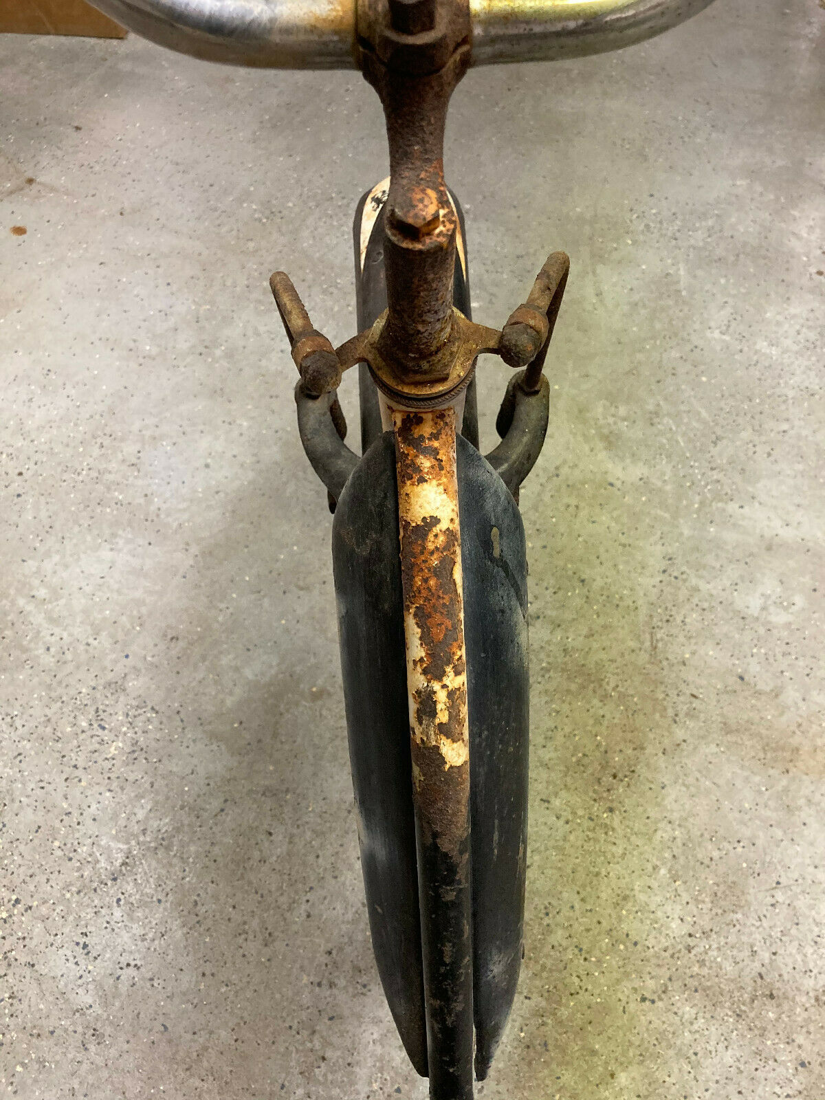 Western Flyer skip-tooth step thru bike with fenders and rack - Fresh Stock Dated January 2026