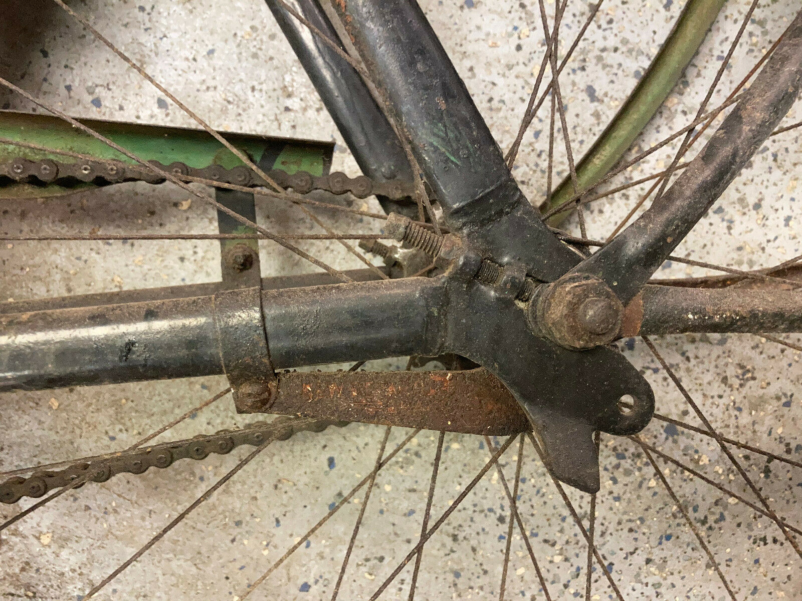 Western Flyer skip-tooth step thru bike with fenders and rack - Fresh Stock Dated January 2026