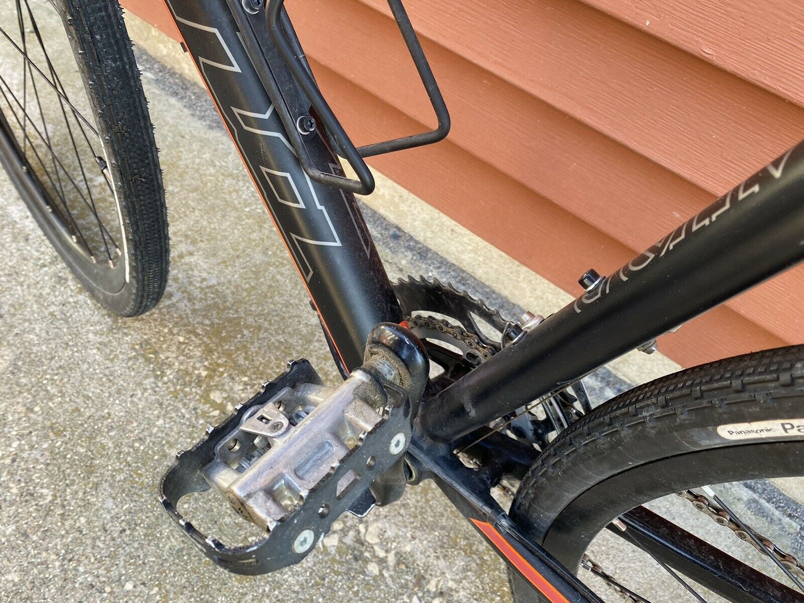 Kona Esatto D unisex Cyclo-cross Bicycle - Fresh Stock Dated December 2025