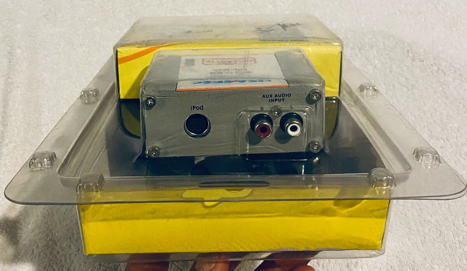 USA SPEC (PA15-VETTE) iPod to Factory Radio w AUX (RCA) 03-11 CORVETTE/CADILLAC - Fresh Stock Dated December 2025