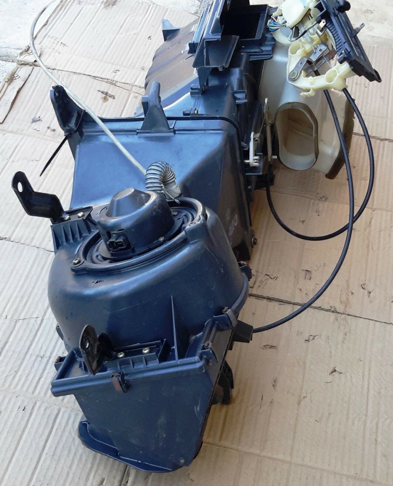 Toyota Tercel AL25 4WD Model 1982 88 3A 1,5cc complete heater - Fresh Stock Dated December 2025