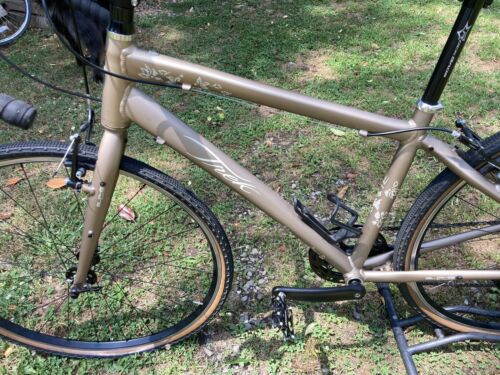 Trek FX 7.3 WSD Road/Gravel Bike - Fresh Stock Dated December 2025