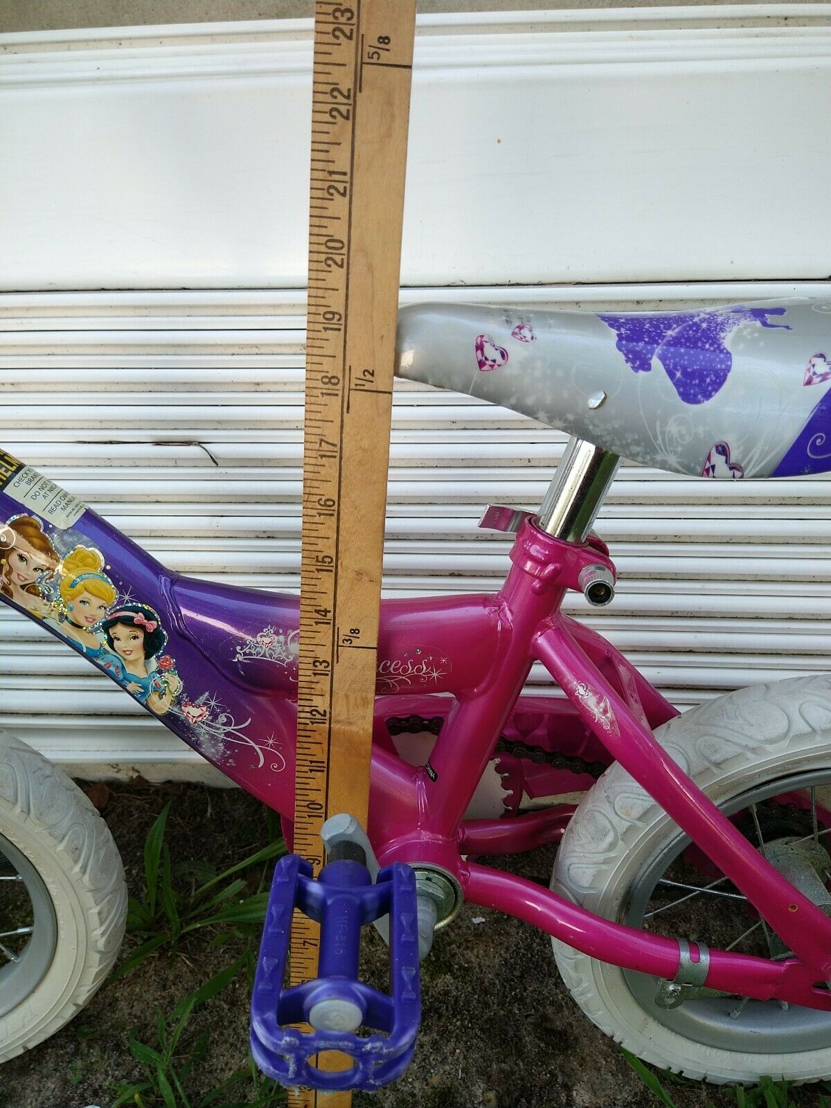 Huffy Disney Princess Girls' Bike, Pink, 12-inch PRE-OWNED USED A FEW TIMES - Fresh Stock Dated December 2025
