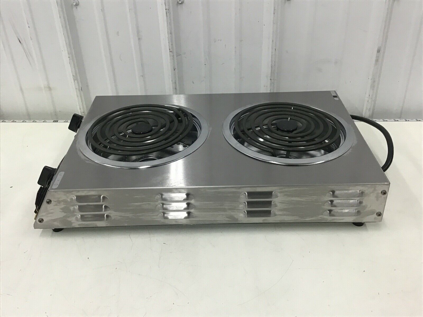 CADCO CDR - 2TFB Front-to-Back Two Burner Portable Hot Plate - Fresh Stock Dated February 2026
