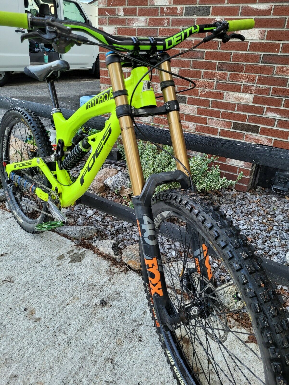 Foes Hydro Large - Fresh Stock Dated January 2026