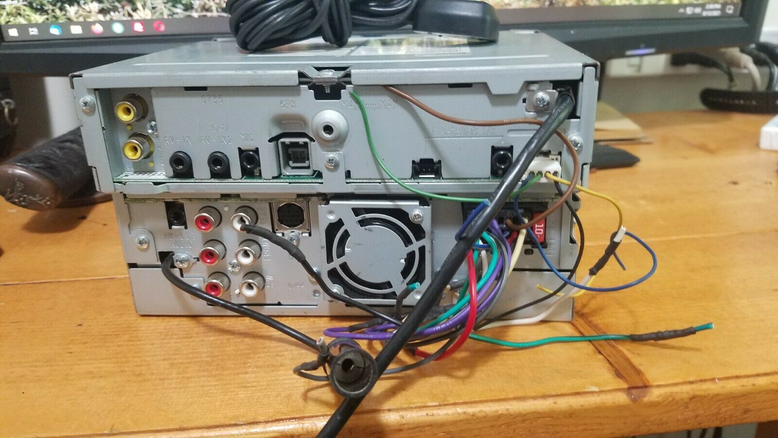 Kenwood DNX570HD FOR PARTS ONLY - Fresh Stock Dated January 2026