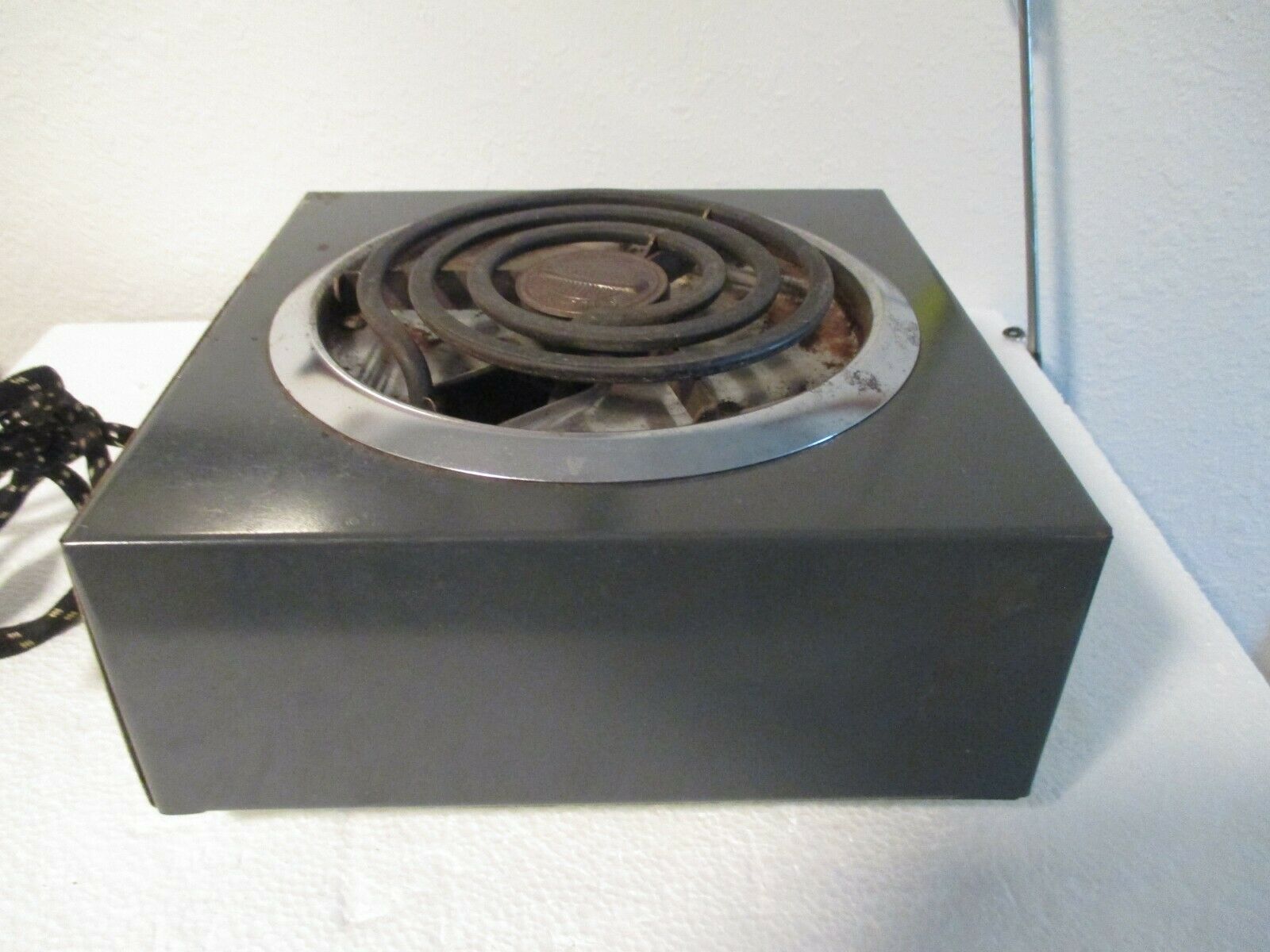 VINTAGE 60'S-70'S EVERSHOT HOT PLATE MODEL 391170 USA MADE FREE SHIP - Fresh Stock Dated February 2026