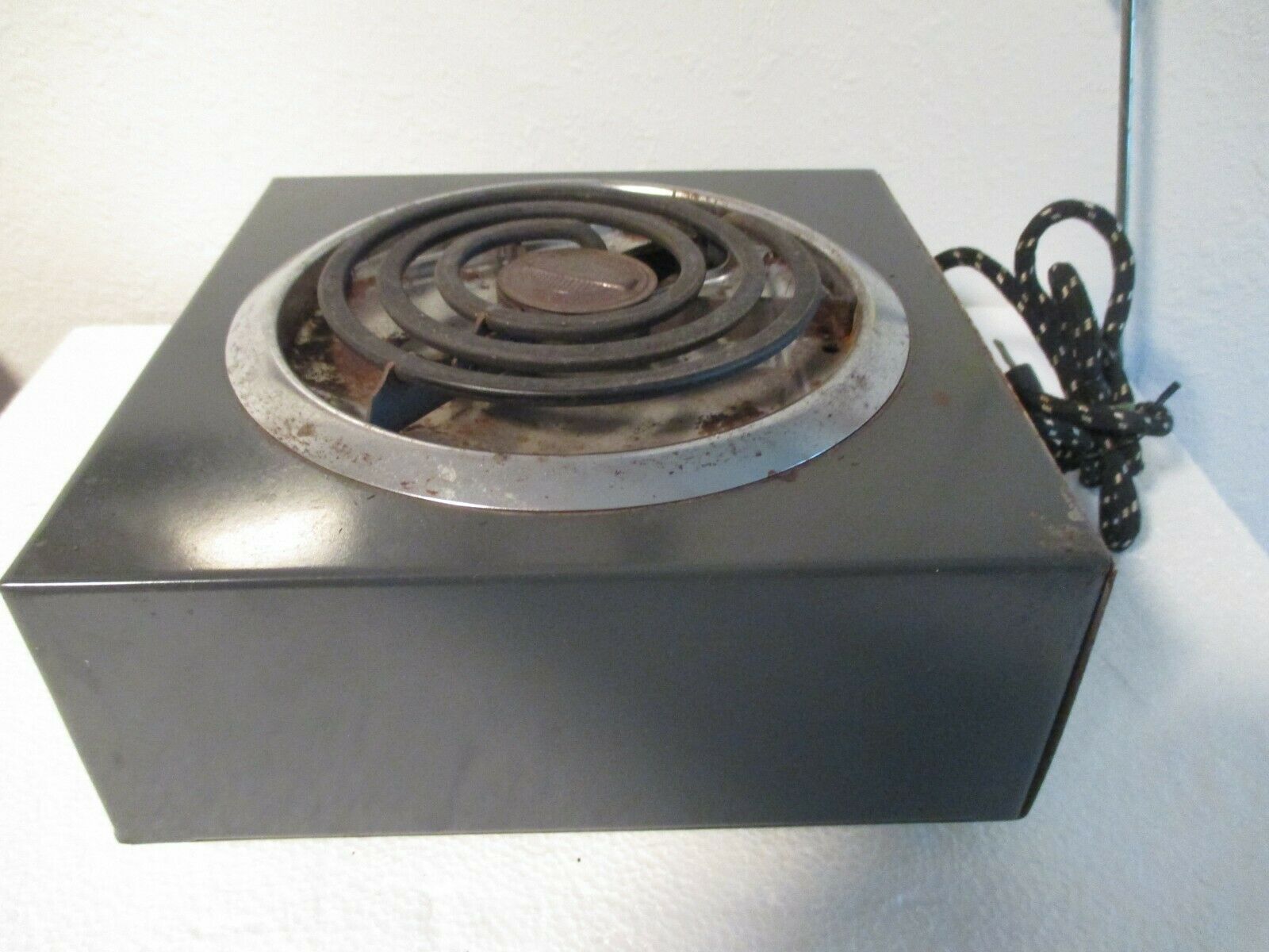 VINTAGE 60'S-70'S EVERSHOT HOT PLATE MODEL 391170 USA MADE FREE SHIP - Fresh Stock Dated February 2026