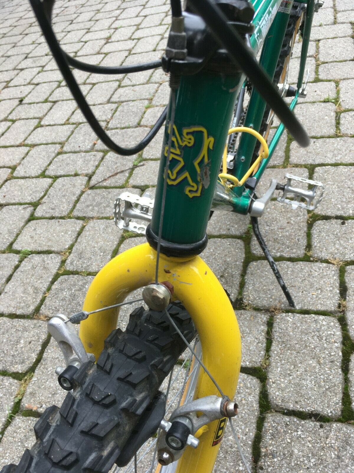 Peugeot vintage mens green racing bike mans mountain Dune racing bicycle - Fresh Stock Dated December 2025