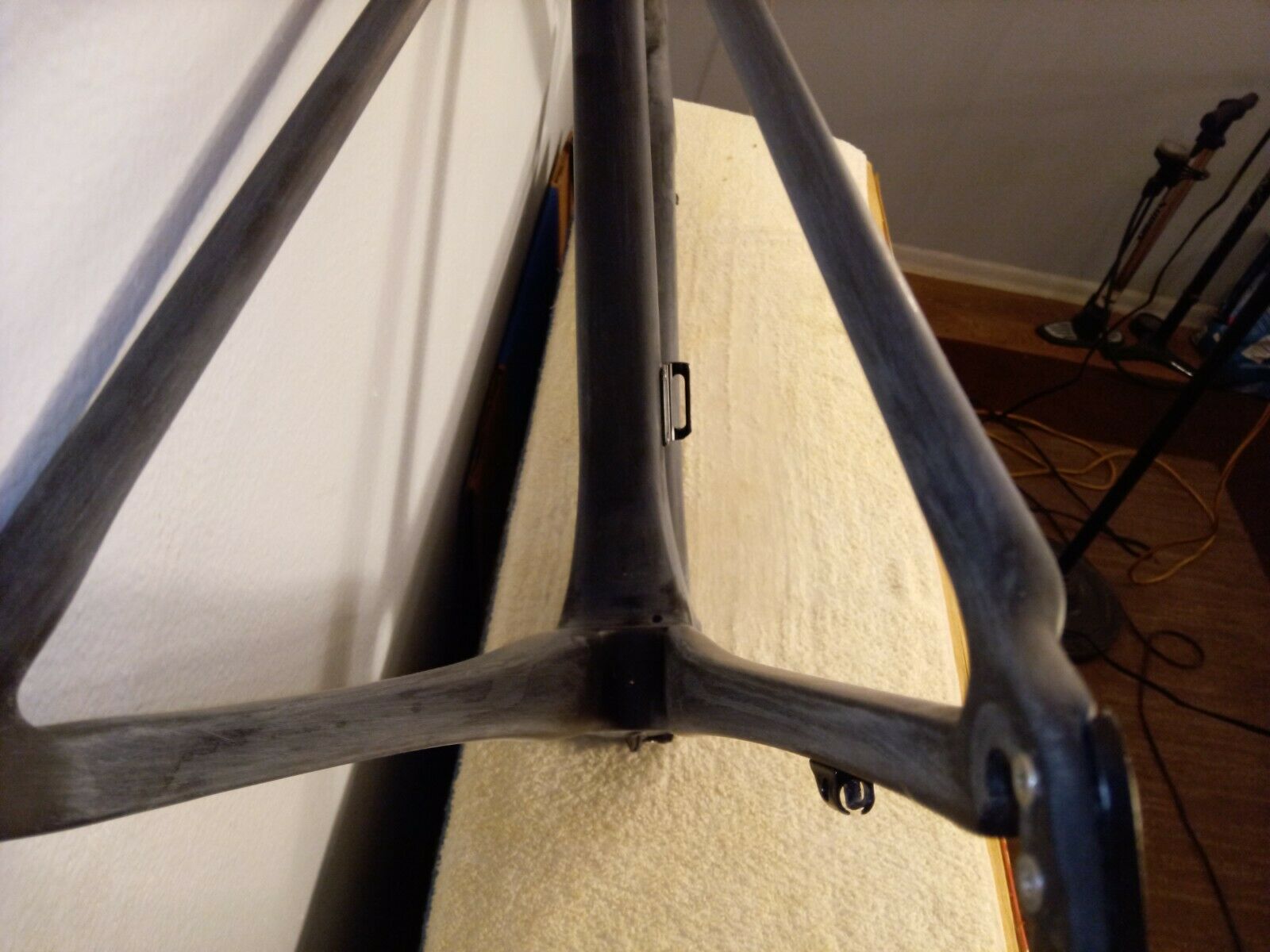 PROFESSIONAL QUALITY Superlight + Crankset- 51cm - Fresh Stock Dated December 2025