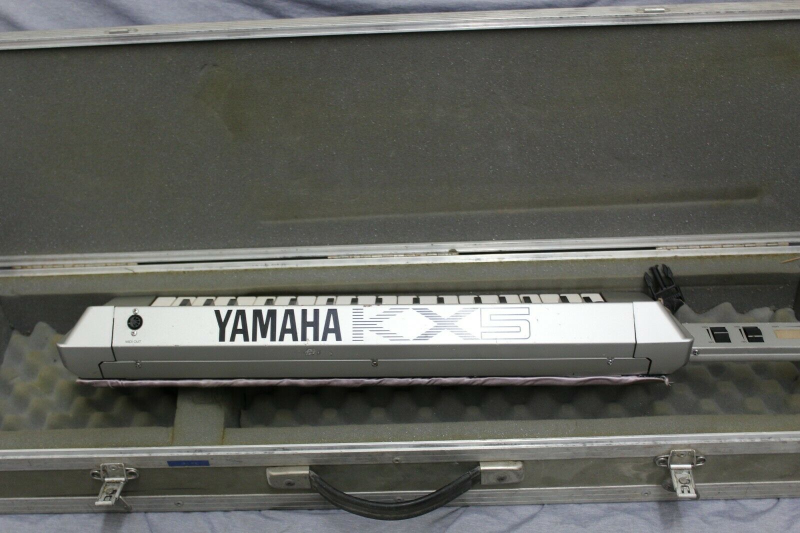 Yamaha KX 5 Keytar Midi Controller W/ Case AS IS FOR PARTS REPAIR - Fresh Stock Dated December 2025