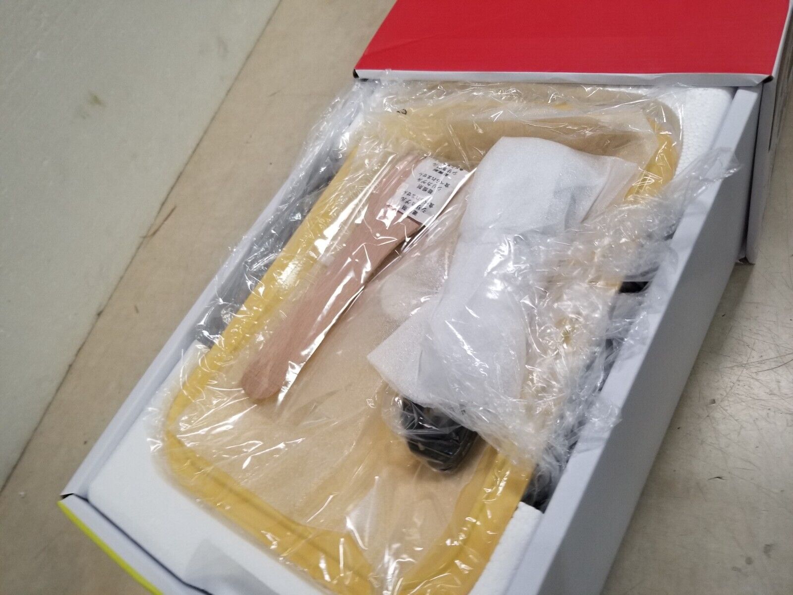 Bruno Multifunctional Electric Compact Hot Plate Indoor Grill Electric - Yellow - Fresh Stock Dated February 2026