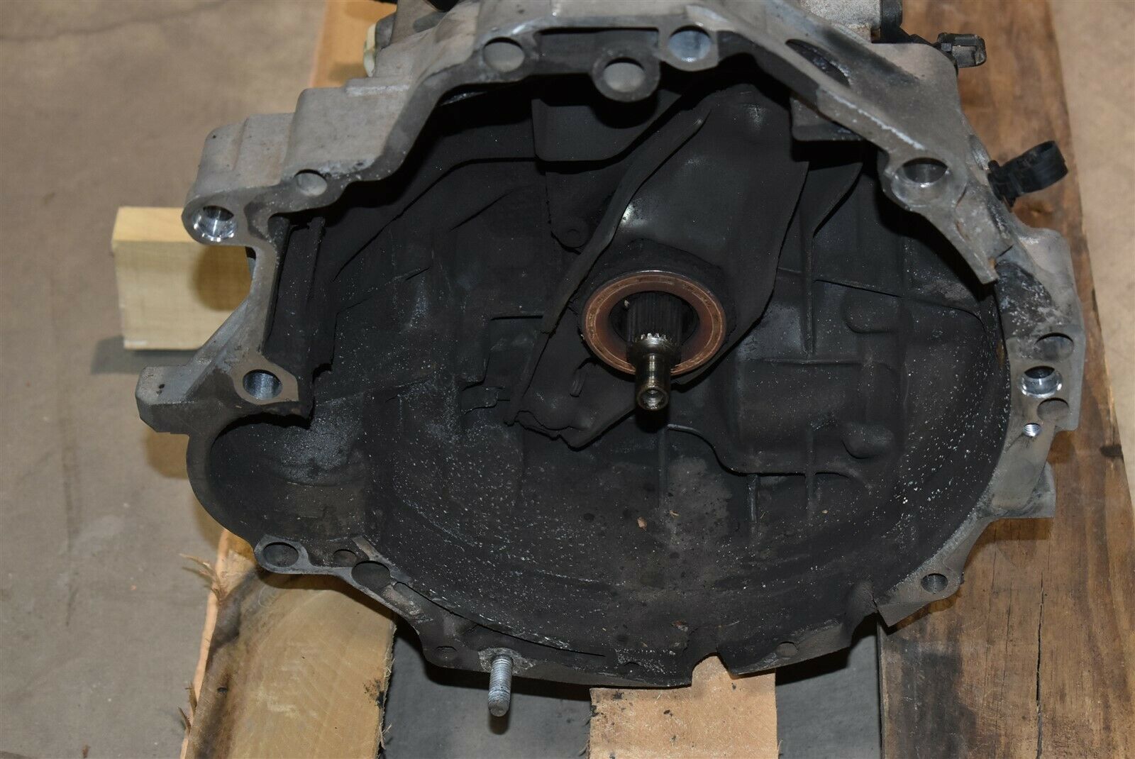 01-04 Porsche 986 Boxster 2.7L Manual Transmission Assembly Rwd 5 Speed Aa6741 - Fresh Stock Dated December 2025