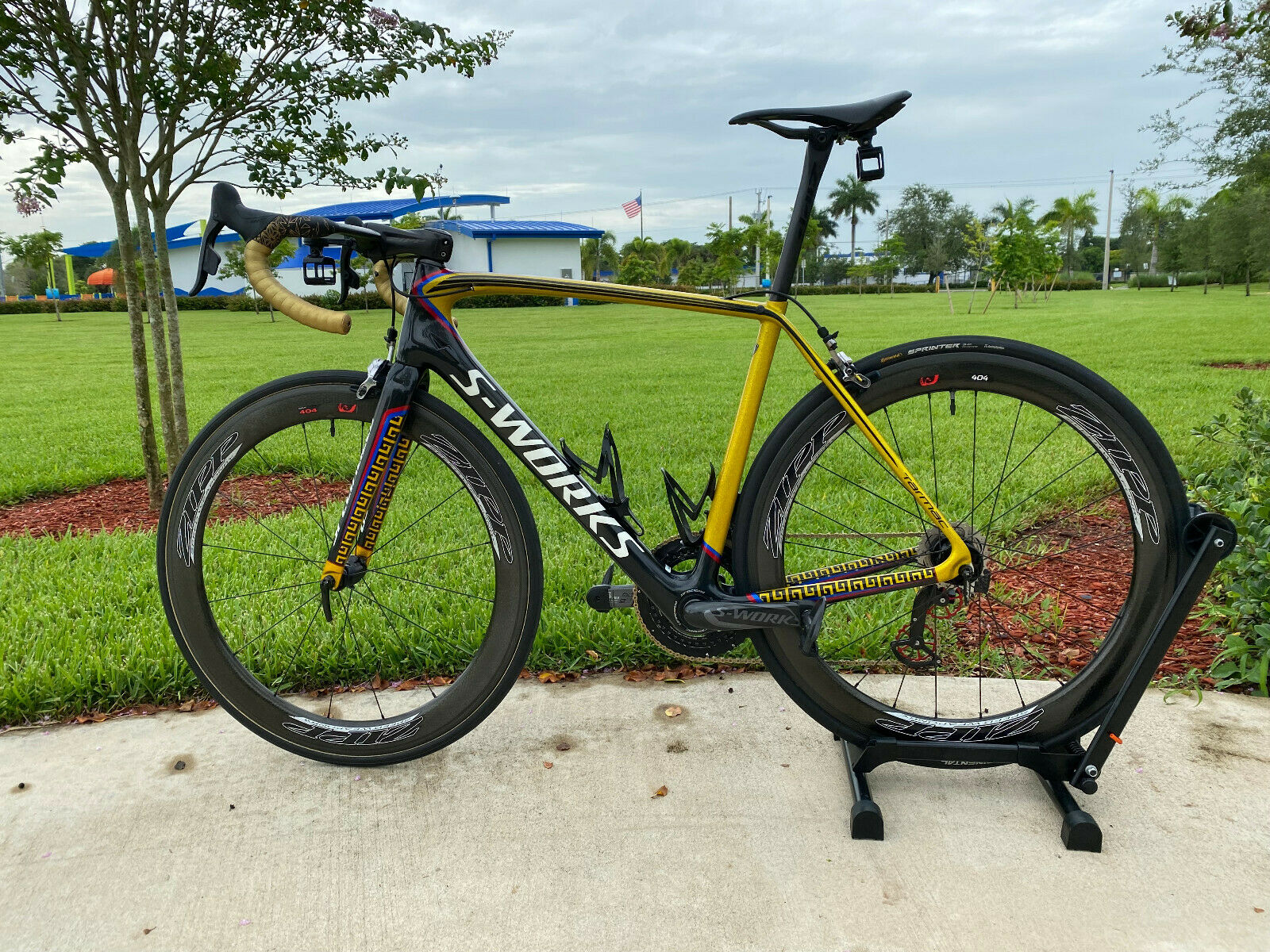 2015 Specialized S-Works Tarmac (Rigoberto Uran edition) Size 56cm - Fresh Stock Dated December 2025