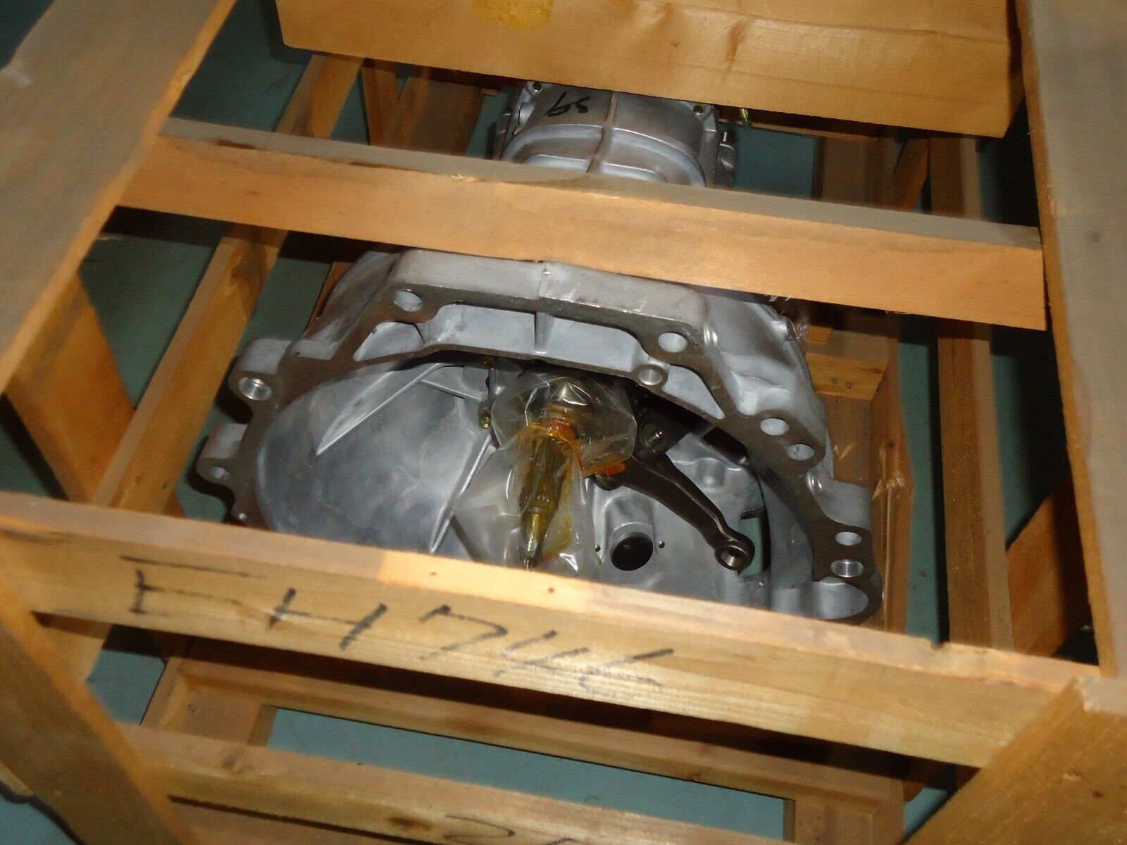 New NOS Genuine 1998 1999 Honda Isuzu Manual Transmission 8-97184471-0 2wd - Fresh Stock Dated December 2025