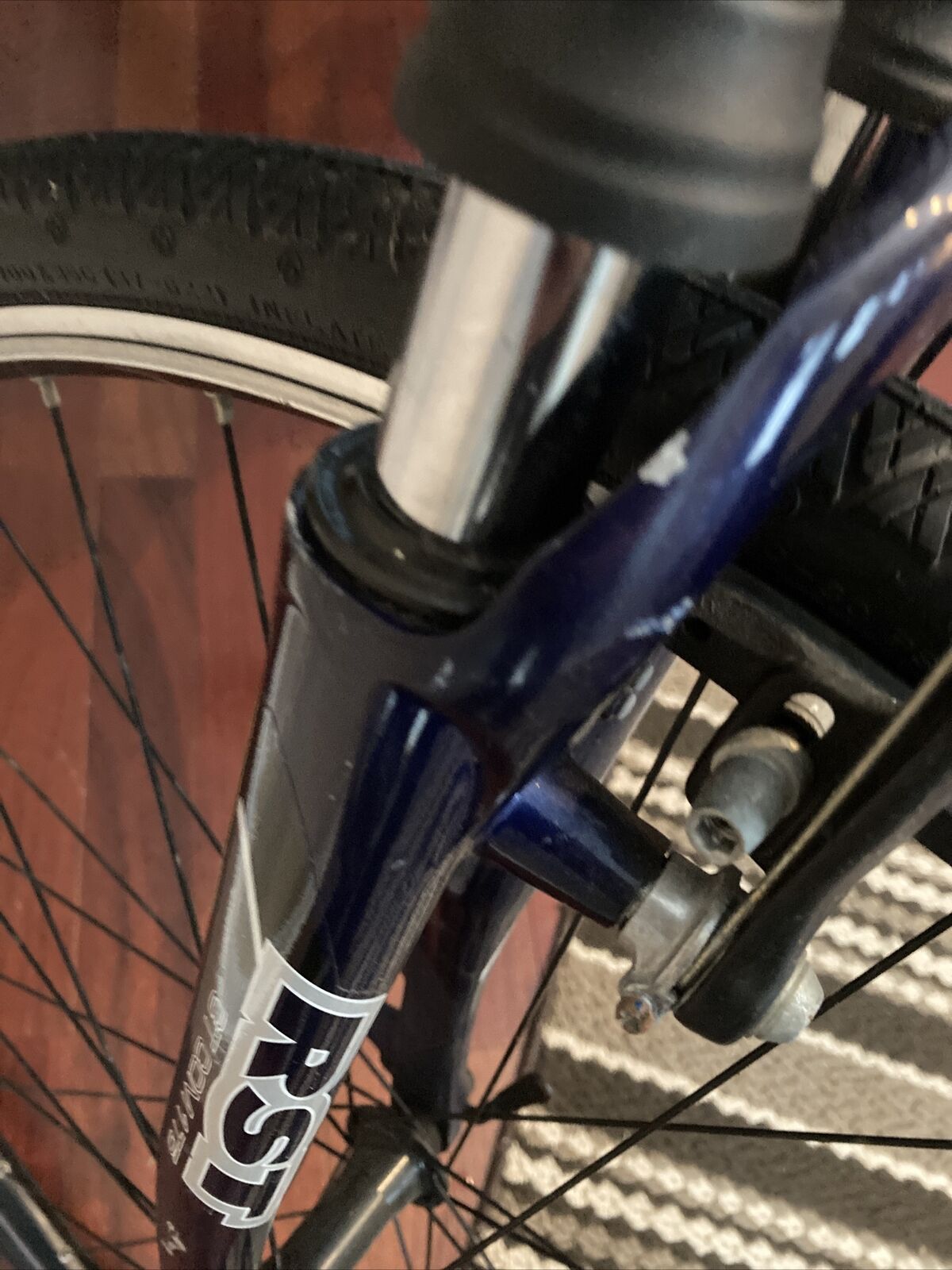 Trek 7300 Multitrack RST 17.5” Women’s Bike (Blue & Silver) - Fresh Stock Dated December 2025