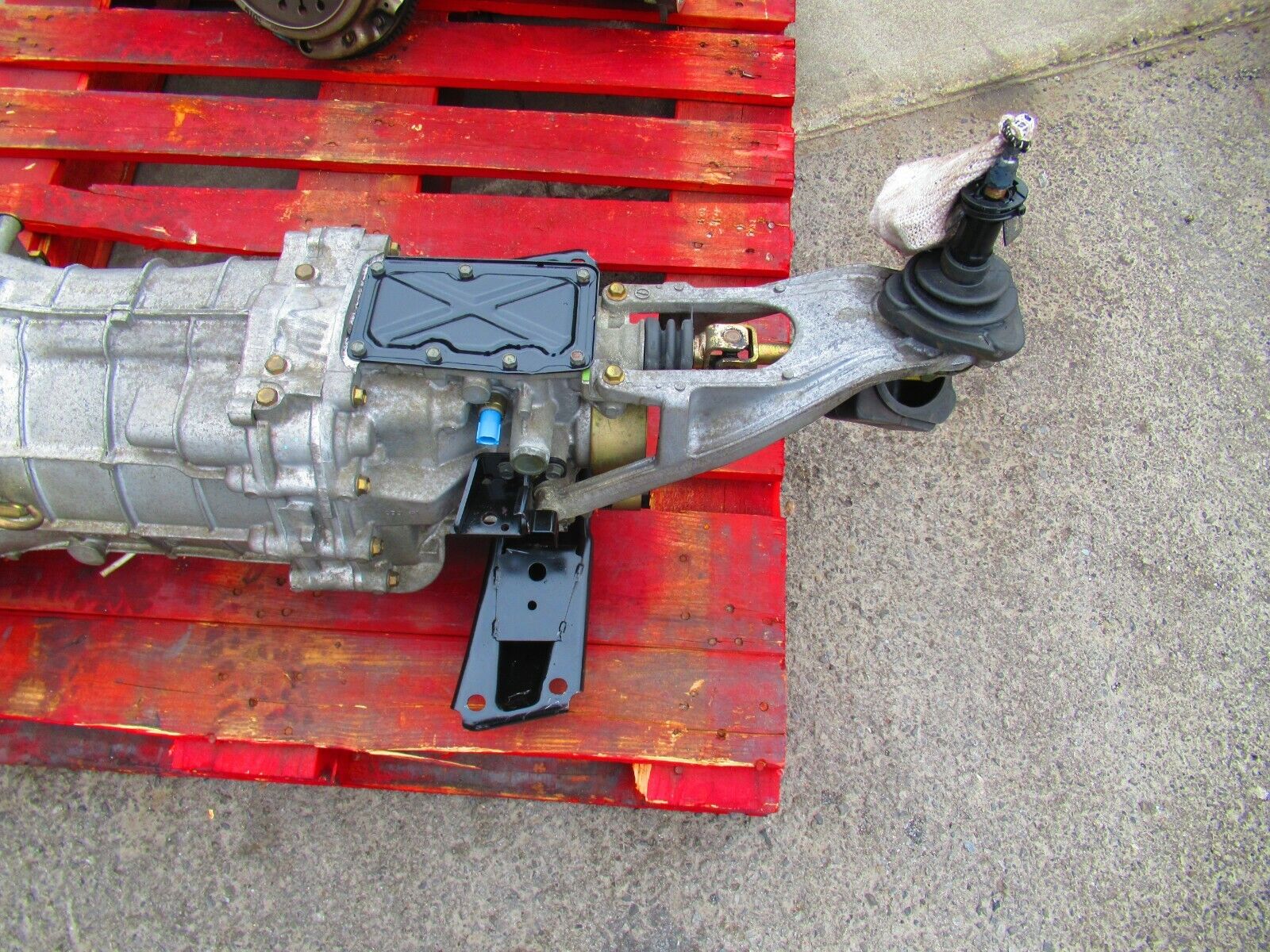 JDM NISSAN 350Z 6 SPEED TRANSMISSION CD01 INFINITI G35 6 SPEED GEARBOX 350Z VQ35 - Fresh Stock Dated December 2025
