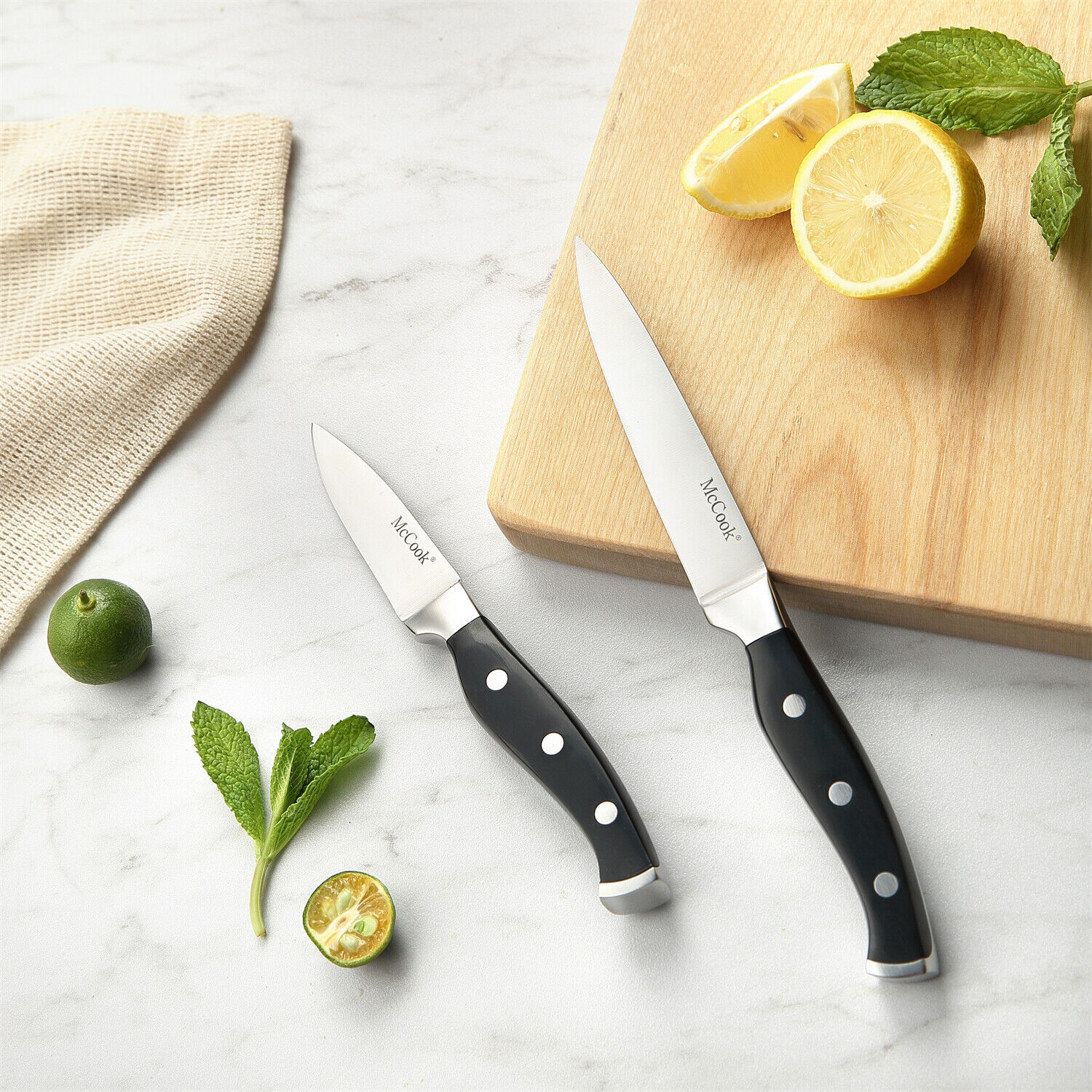 McCook MC65 20PCS Knife Block Set Steak Knife Block Knife Set Built-in Sharpener - Fresh Stock Dated February 2026