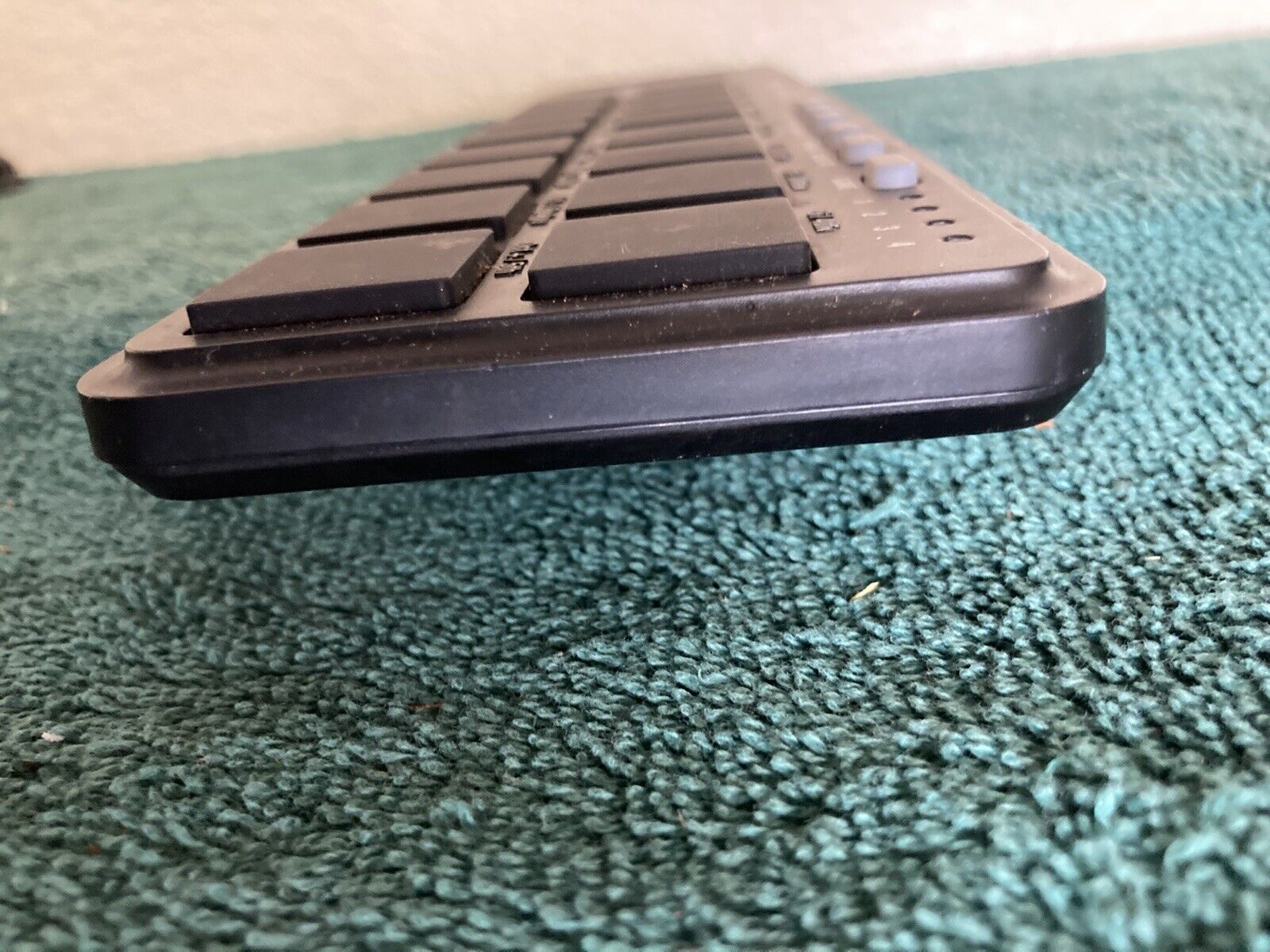 Korg nanoPAD2 Slim-Line USB MIDI Drum Pad Controller Black - Fresh Stock Dated December 2025