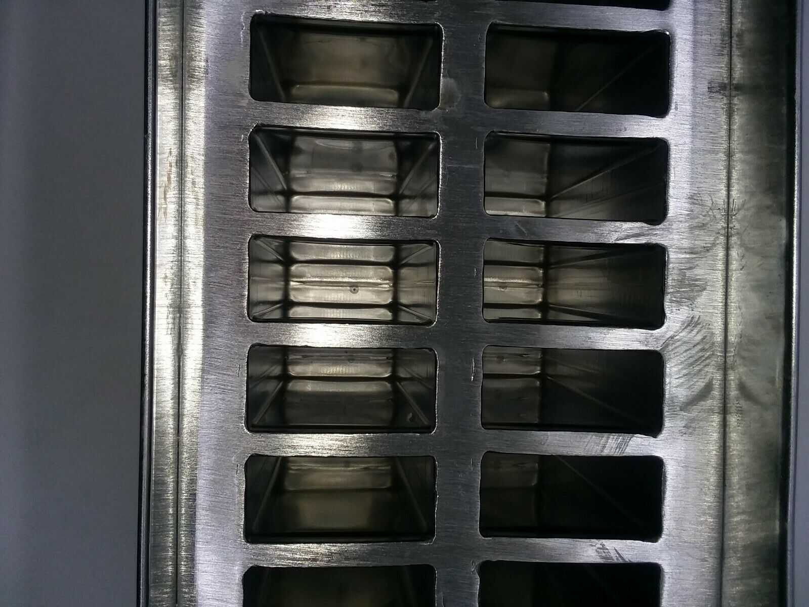 POPSICLE MOLD STAINLES STEEL 115 ml, 20 CAVITIES. MOLDE PARA PALETAS ARTESANALES - Fresh Stock Dated February 2026