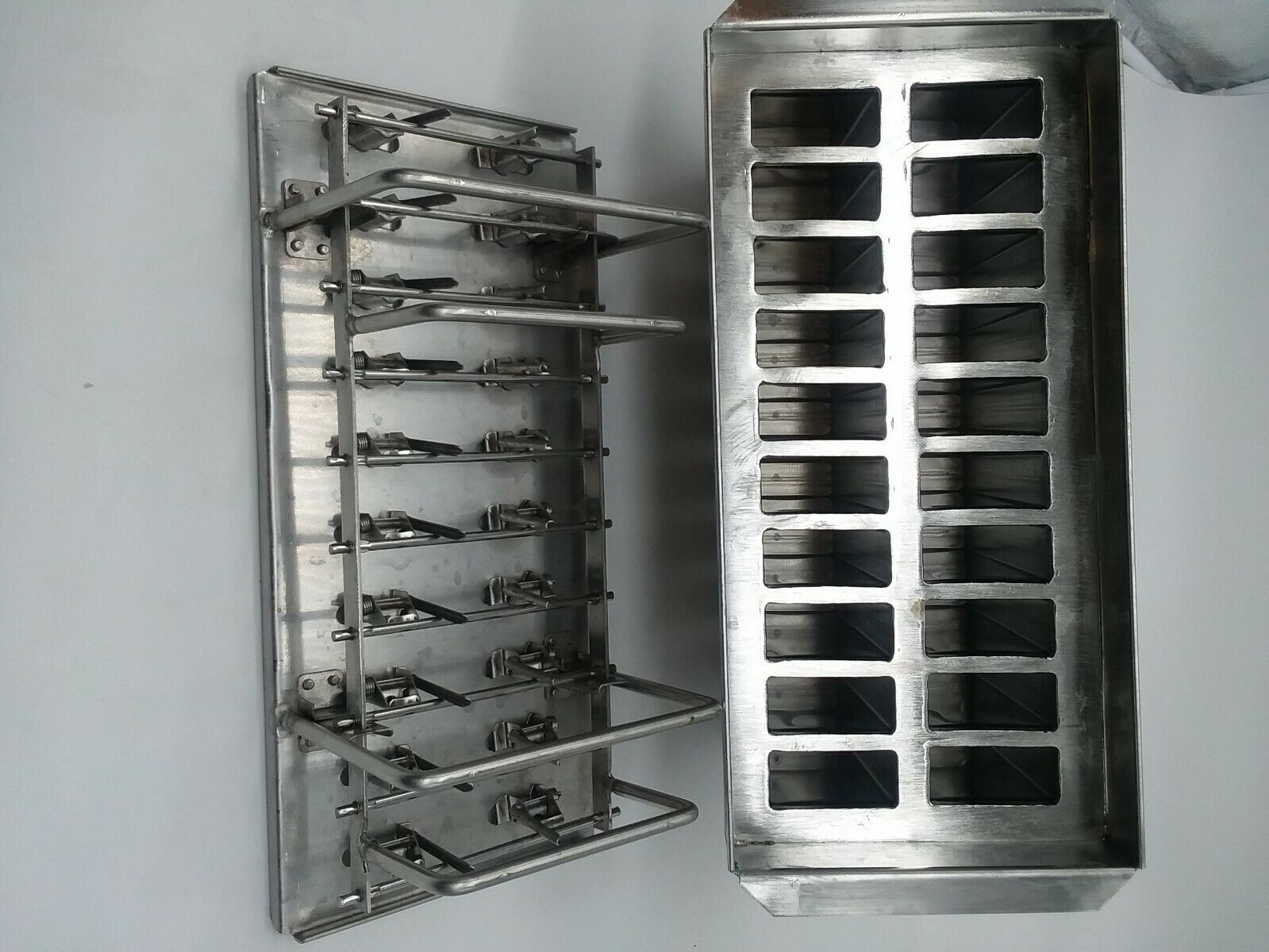 POPSICLE MOLD STAINLES STEEL 115 ml, 20 CAVITIES. MOLDE PARA PALETAS ARTESANALES - Fresh Stock Dated February 2026