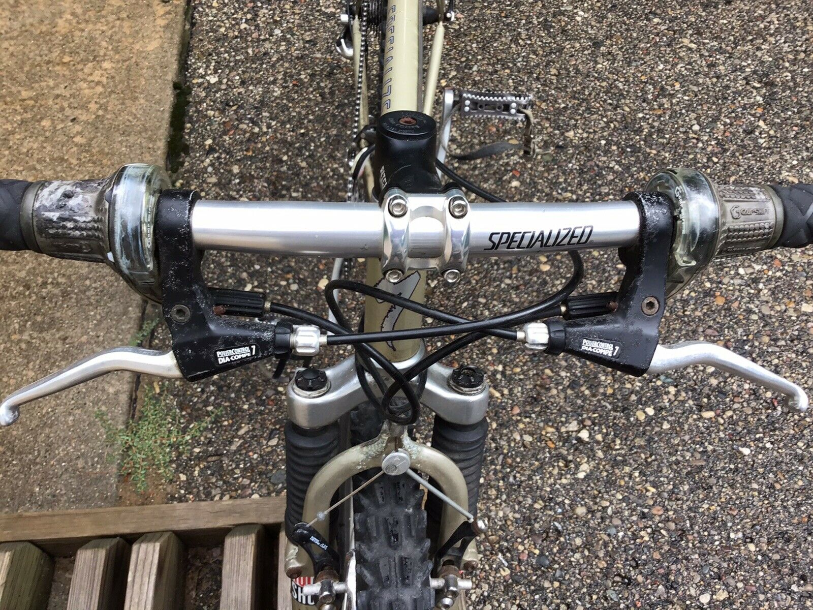 SPECIALIZED STUMPJUMPER FS MTB, 1995, FRONT SUSPENSION, 16 inch, 24 SPEED - Fresh Stock Dated December 2025