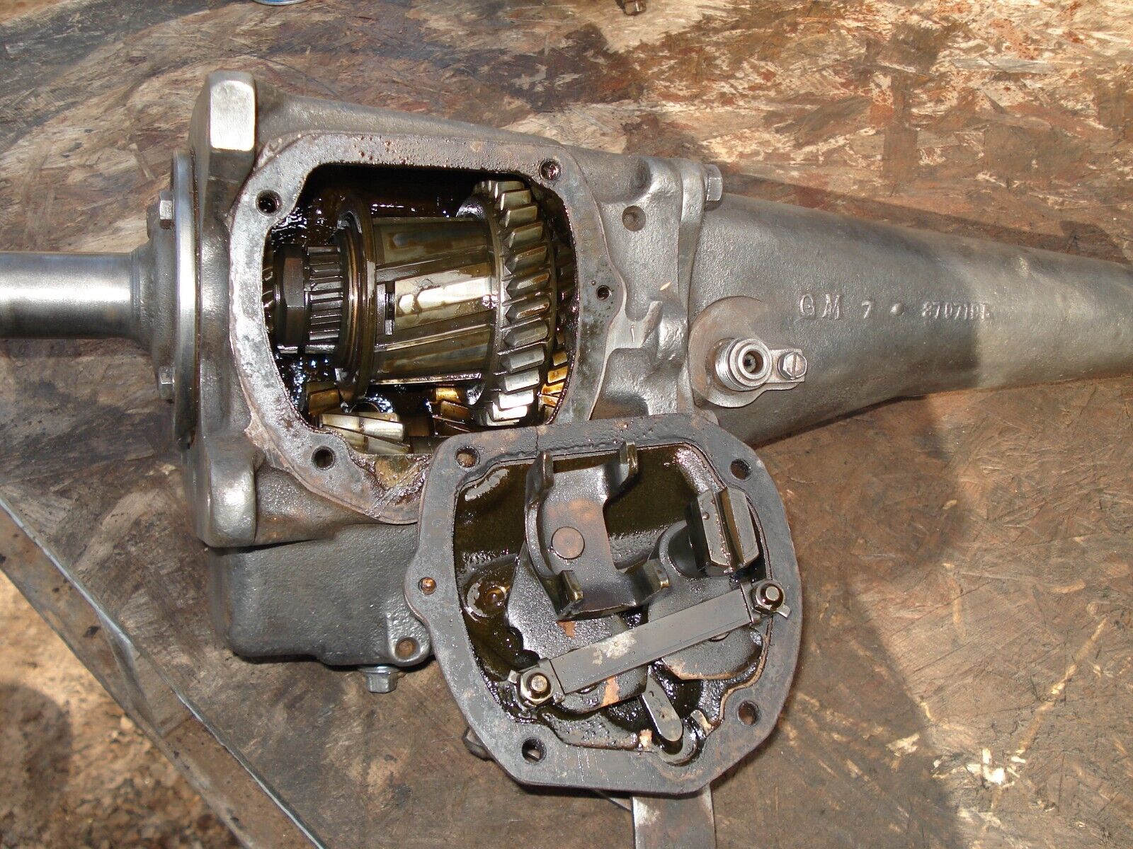 Chevrolet GM  3 Speed Manual Transmission Long Tail Shaft           *2* - Fresh Stock Dated December 2025