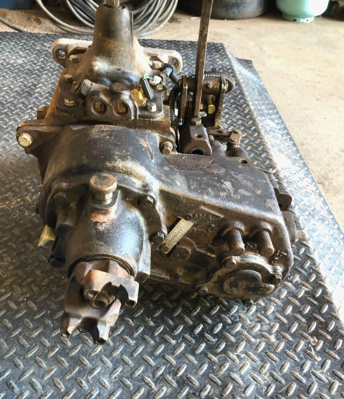 BORG WARNER T150 Transmission and DANA 20 Transfer Case W/CHEVROLET V8 ADAPTER - Fresh Stock Dated December 2025
