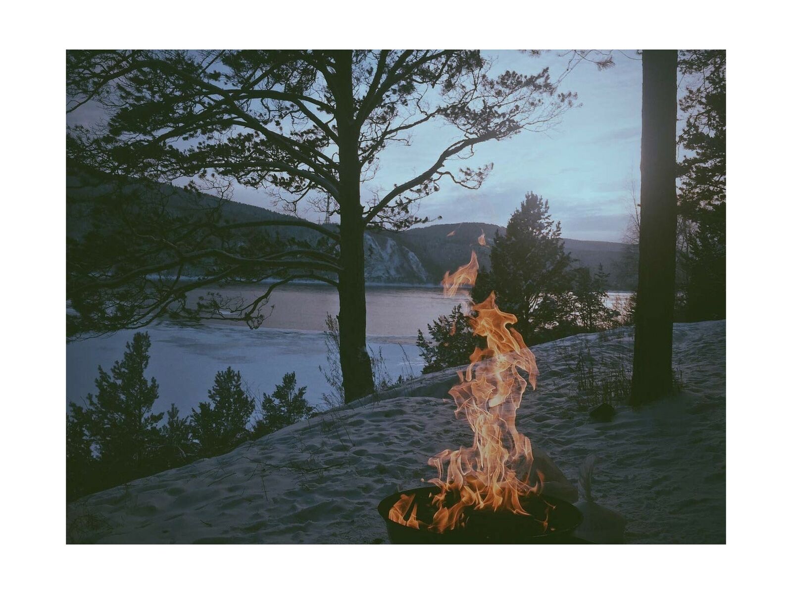 InstaFire Granulated Fire Starter, All Natural, Eco-Friendly, Lights Fires in... - Fresh Stock Dated January 2026