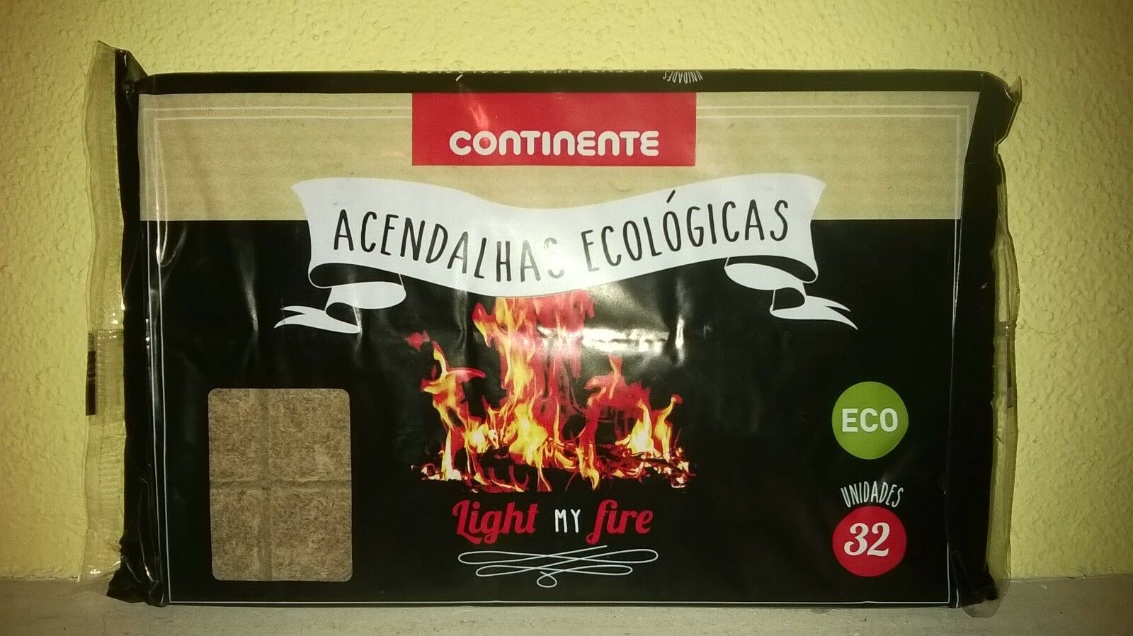 Pack of 32 cubes Fireplace Firelighters!Free Shipping!Environmentally Friendly - Fresh Stock Dated January 2026