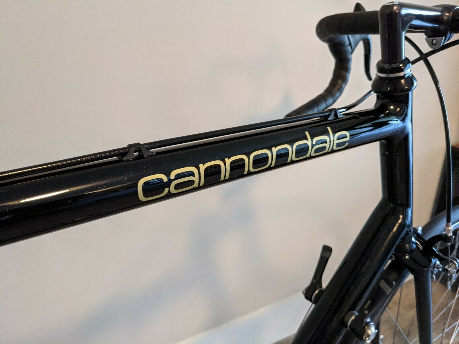 Cannondale Black Lightning - 1987 - AMAZING condition!! 95% Original and Vintage - Fresh Stock Dated December 2025