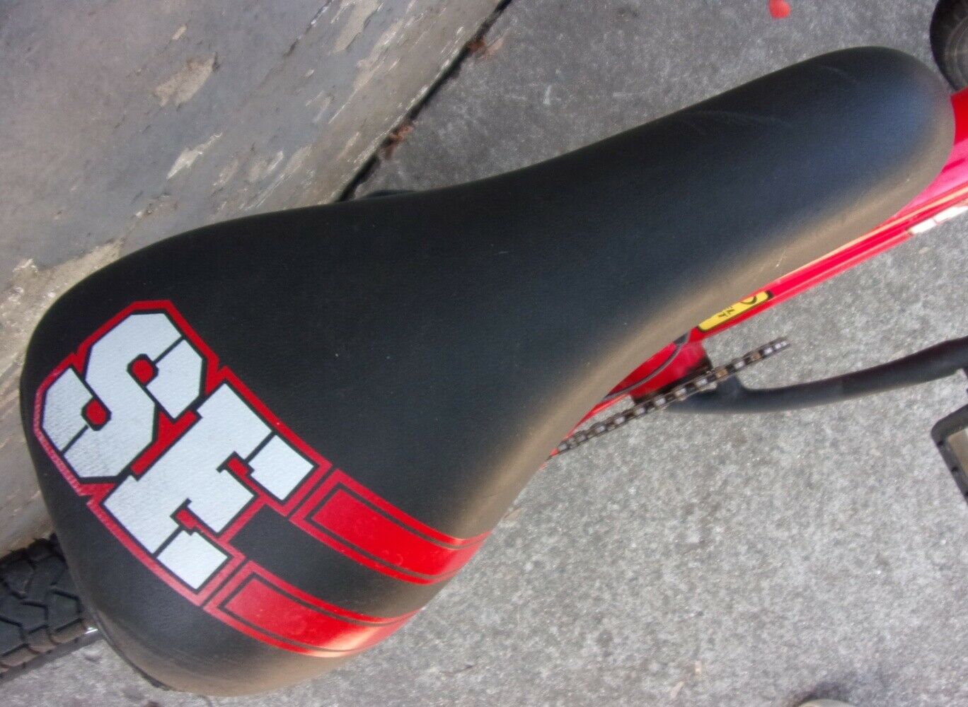 Previously Owned SE RACING BMX INOVATIONS BRONCO Bicycle Red - Fresh Stock Dated December 2025