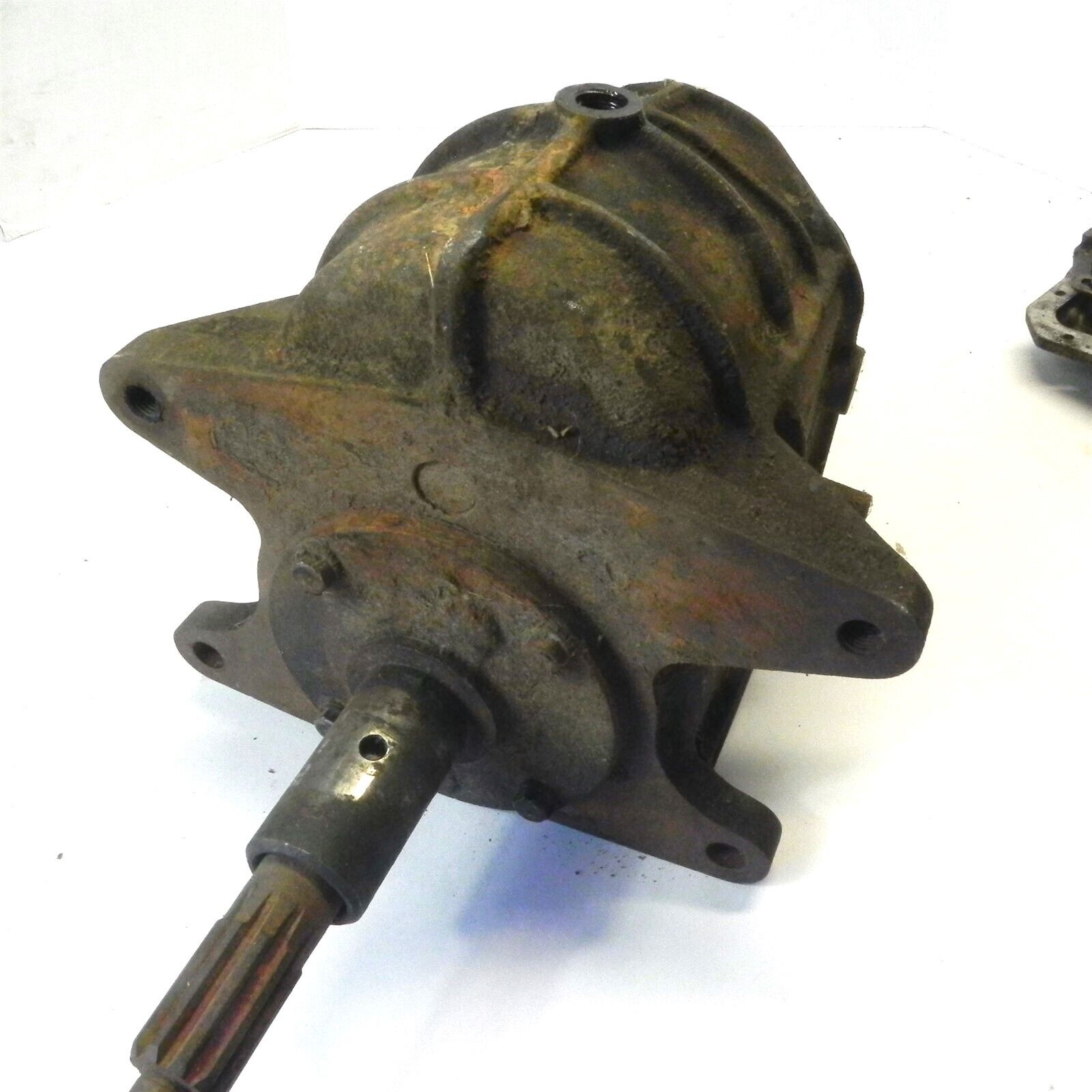 FJ 40 TOYOTA LAND CRUISER TRANSMISSION CORE LOOKS NICE SOLD AS IS CORE VINTAGE - Fresh Stock Dated January 2026