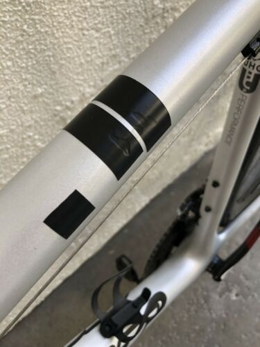 Felt F4 58cm , R4 REYNOLDS TUBELESS WHEEL SET. FAST RACER GEOMETRY. - Fresh Stock Dated December 2025