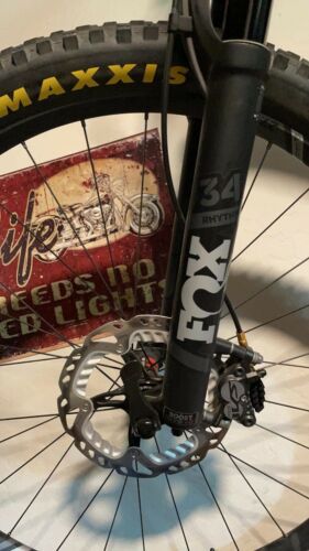 pivot mach 6 - Fresh Stock Dated December 2025