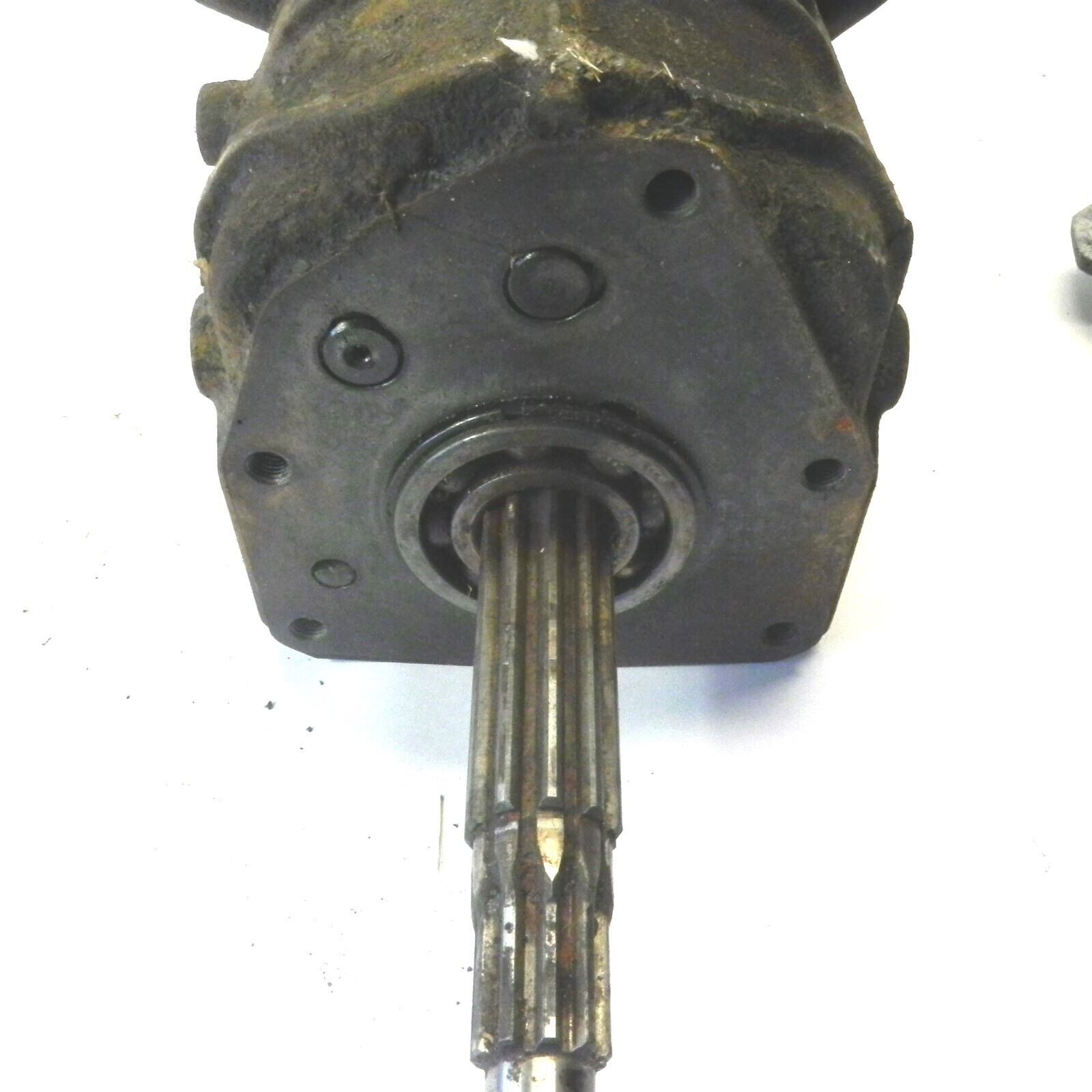 FJ 40 TOYOTA LAND CRUISER TRANSMISSION CORE LOOKS NICE SOLD AS IS CORE VINTAGE - Fresh Stock Dated January 2026